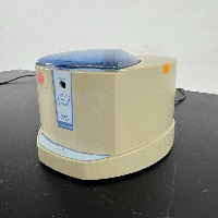 Labnet Mini Plate Spinner 1000 image 1